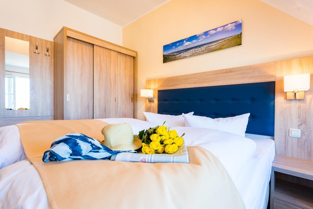 Hotel Boddenhus Garni Zingst Extérieur photo