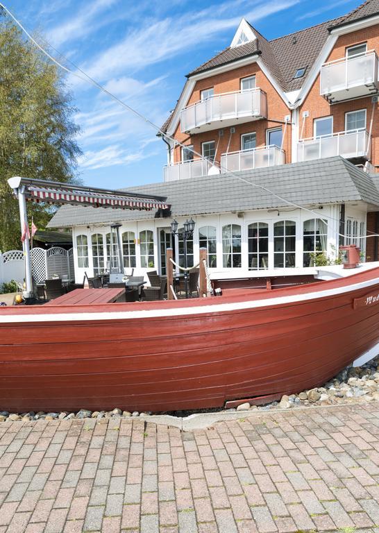 Hotel Boddenhus Garni Zingst Extérieur photo