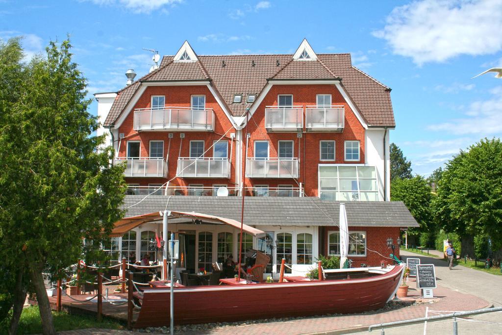 Hotel Boddenhus Garni Zingst Extérieur photo