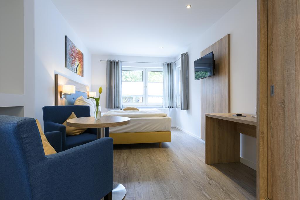 Hotel Boddenhus Garni Zingst Extérieur photo