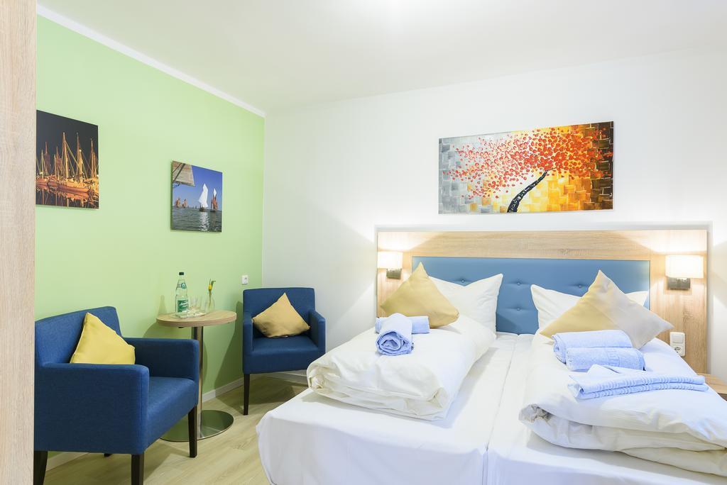 Hotel Boddenhus Garni Zingst Extérieur photo