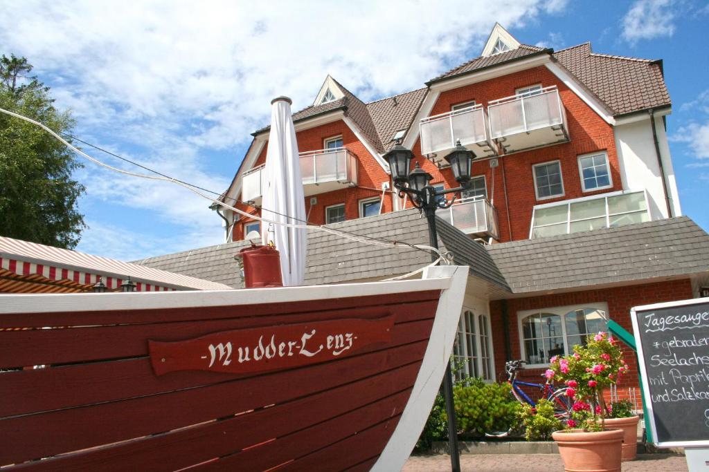 Hotel Boddenhus Garni Zingst Extérieur photo